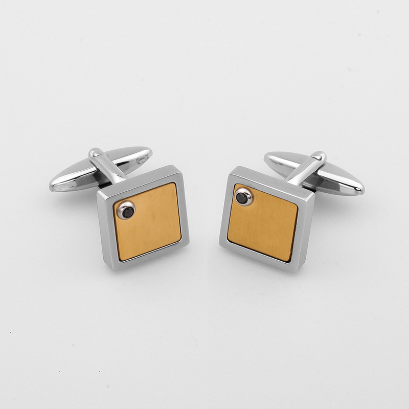 กระดุมข้อมือสแตนเลสสตีลชุบทองทูโทนสีดำหิน CZ