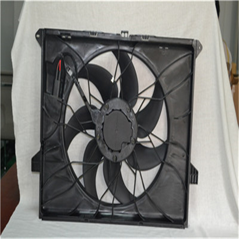 BENZ พัดลมหม้อน้ำ A1645000493