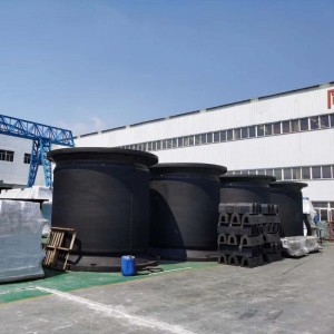 ซูเปอร์แบตเตอรี่ทางทะเลป้องกันยางด้านข้าง