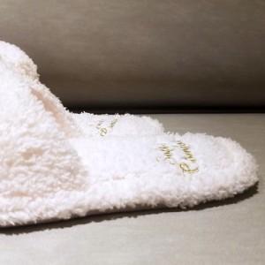 ทุ่งหญ้าเชอร์รี่ปลอม