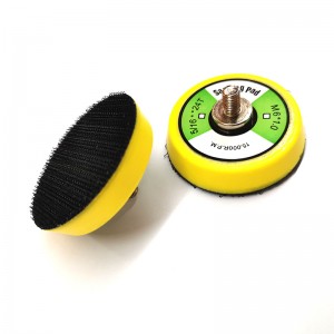 ยูรีเทนแผ่นขัดผิวด้วยแผ่นรองหลังที่สมดุลอย่างสมบูรณ์แบบกับแผ่นหลังตะขอสำหรับเครื่องขัดผิวทรายติดตาม