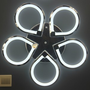 โคมไฟติดเพดาน