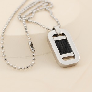 ขายส่งสแตนเลสสตีลทูโทนสีดำสร้อยคอจี้