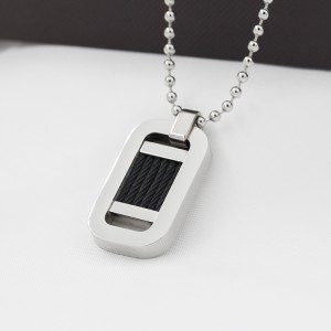 ขายส่งสแตนเลสสตีลทูโทนสีดำสร้อยคอจี้