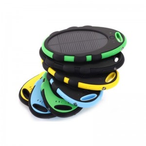 ธนาคารพลังงานแสงอาทิตย์แบบพกพา 4000mAh เครื่องชาร์จพลังงานแสงอาทิตย์มือถือพอร์ต USB คู่