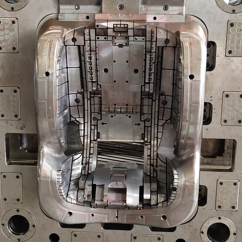 เป็นทางการ: เปิดฉากไปยังนักลงทุนต่างประเทศ