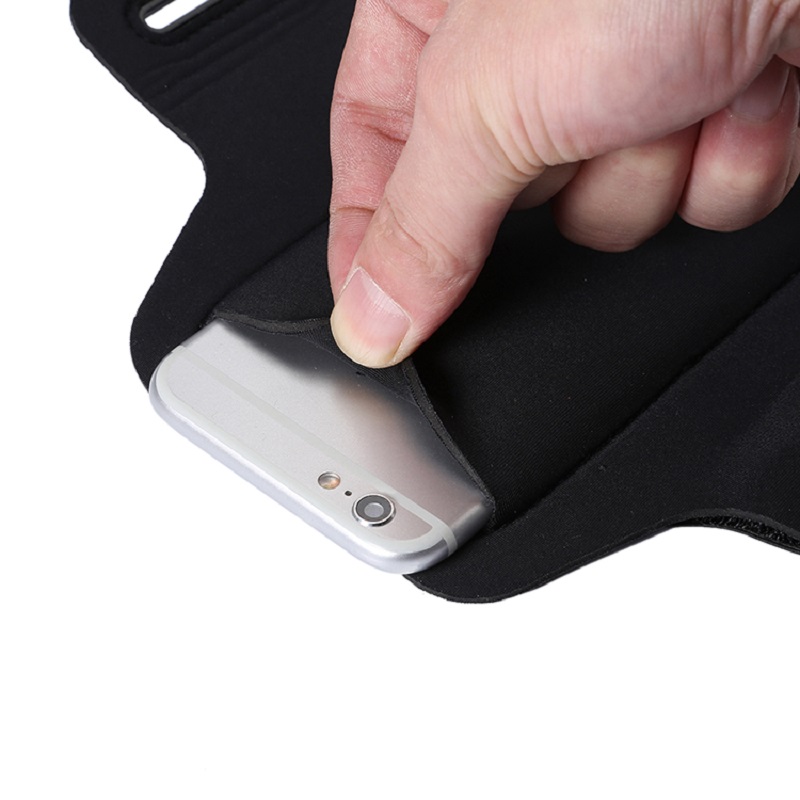 ตัวอย่างฟรีสามารถปรับแต่งเล่นกีฬาไฟ LED สีดำสายรัดแขนโทรศัพท์มือถือกระเป๋าโทรศัพท์
