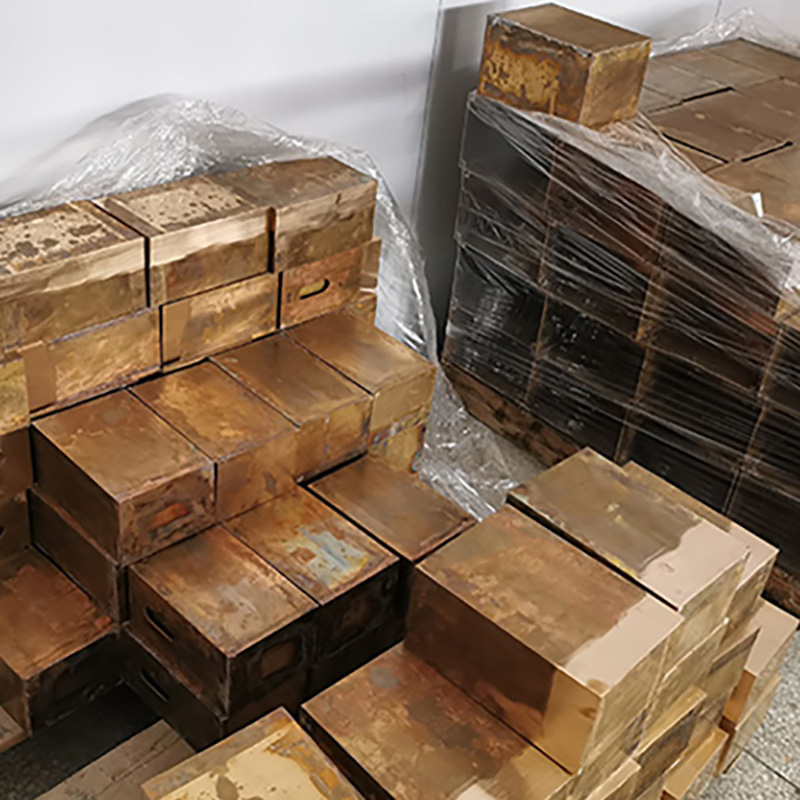 โกศอยู่ในการผลิต