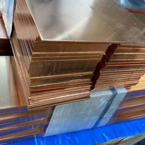 แผ่นทองแดงสีแดง