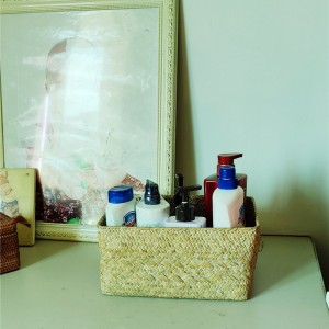 ตะกร้าหญ้าทะเลสแควร์