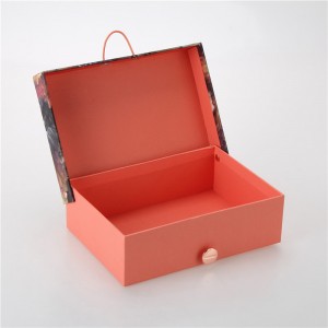 กล่องของขวัญระดับสูง