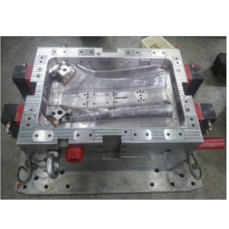 การฉีดพลาสติก mould-auto-a pillar