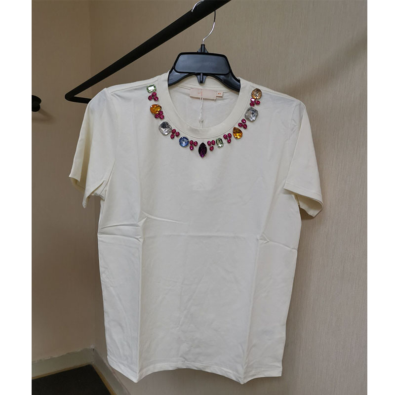 เสื้อยืดคุณภาพสูงสำหรับผู้หญิง
