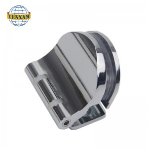 บานพับครึ่งหนึ่งกับกำแพง