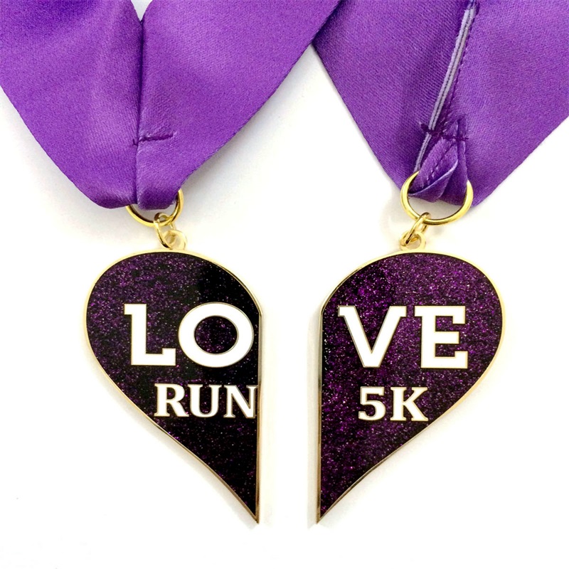 GAG EXCLUSIVE DESIGN CAST METAL SPORT MEDALS พร้อมเหรียญ Ribbon Trail Running Medals