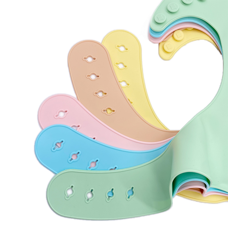 การออกแบบที่กำหนดเอง Baby Bibs!