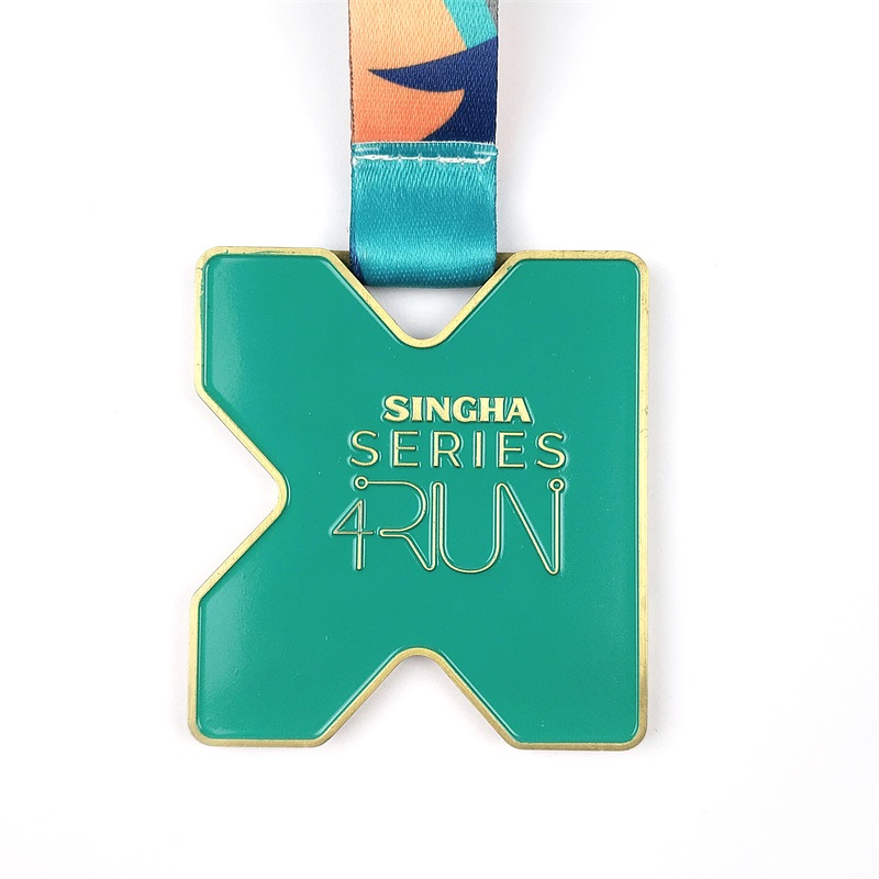 เหรียญที่กำหนดเองเคลือบฟัน 3D Gold Metal Award Marathon Running Medal