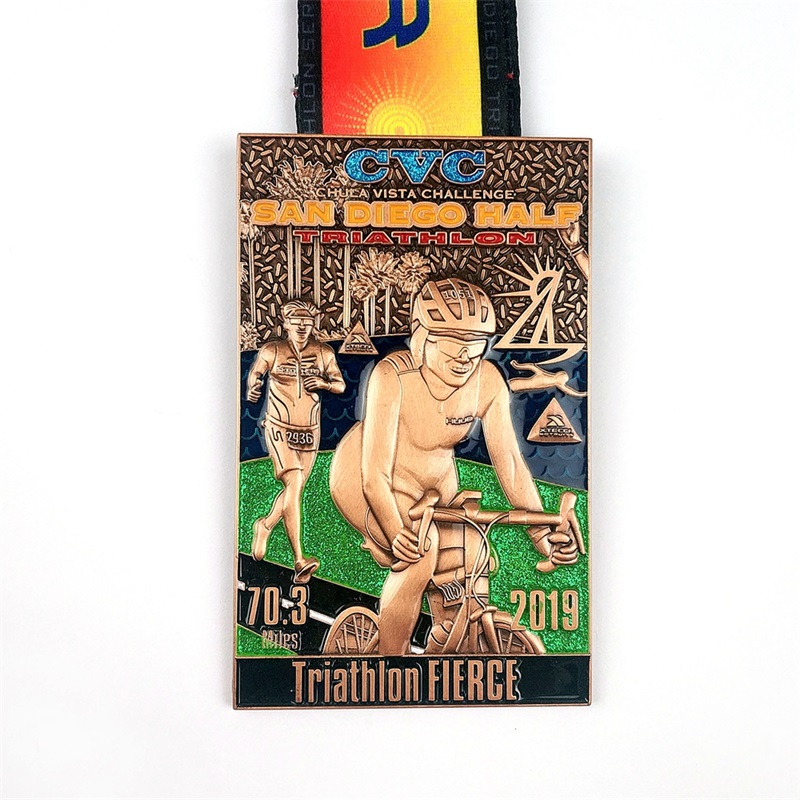 China Sport วิ่งเหรียญมาราธอนเหรียญ 3D เหรียญไตรกีฬา 3D