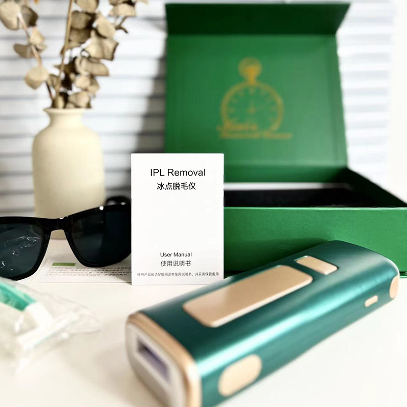 ปฏิเสธที่จะเป็นเด็กผู้หญิงกีวีและพยายามเป็นสาวไข่