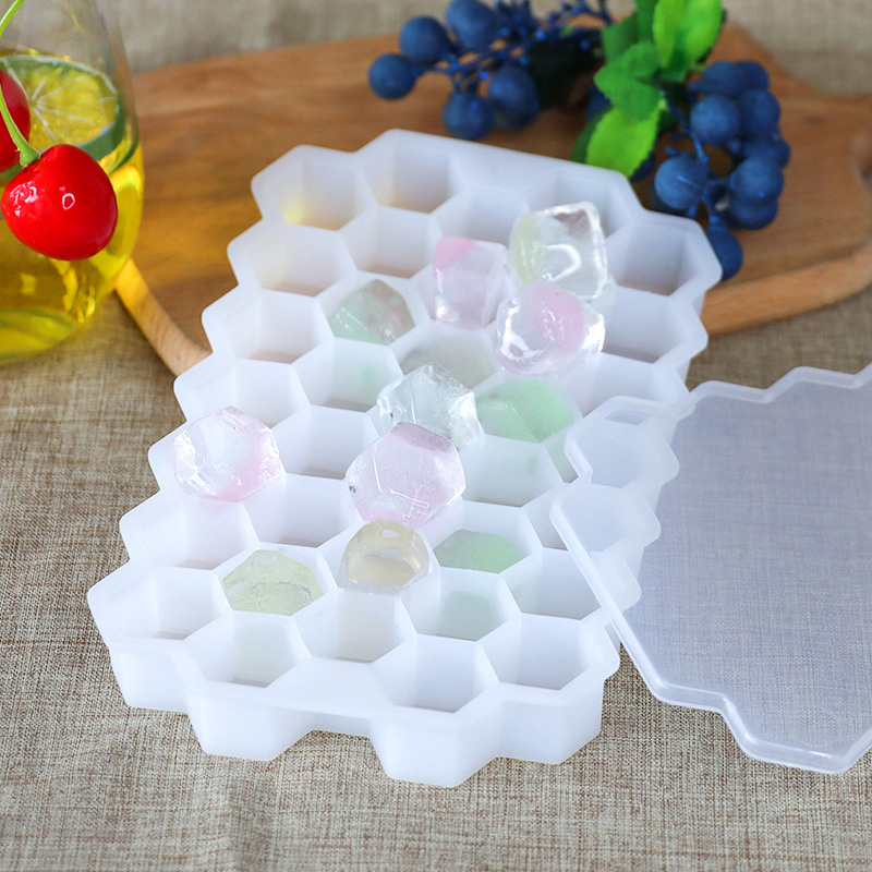 ถาดลูกบาศก์น้ำแข็ง honeycomb, 37 lattice อาหารเกรดซิลิโคนน้ำแข็งลูกบาศก์แม่พิมพ์แม่พิมพ์ที่มีฝาปิดปั้นแม่พิมพ์น้ำแข็งที่ถอดออกได้ง่ายสำหรับไอศครีมปาร์ตี้เย็นเครื่องดื่มเย็นวิสกี้ค็อกเทล