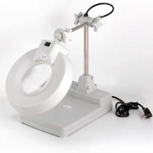 แว่นขยายเดสก์ท็อป