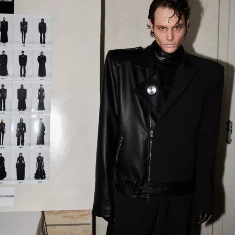 สี/layered monochrome/black กับสีดำ