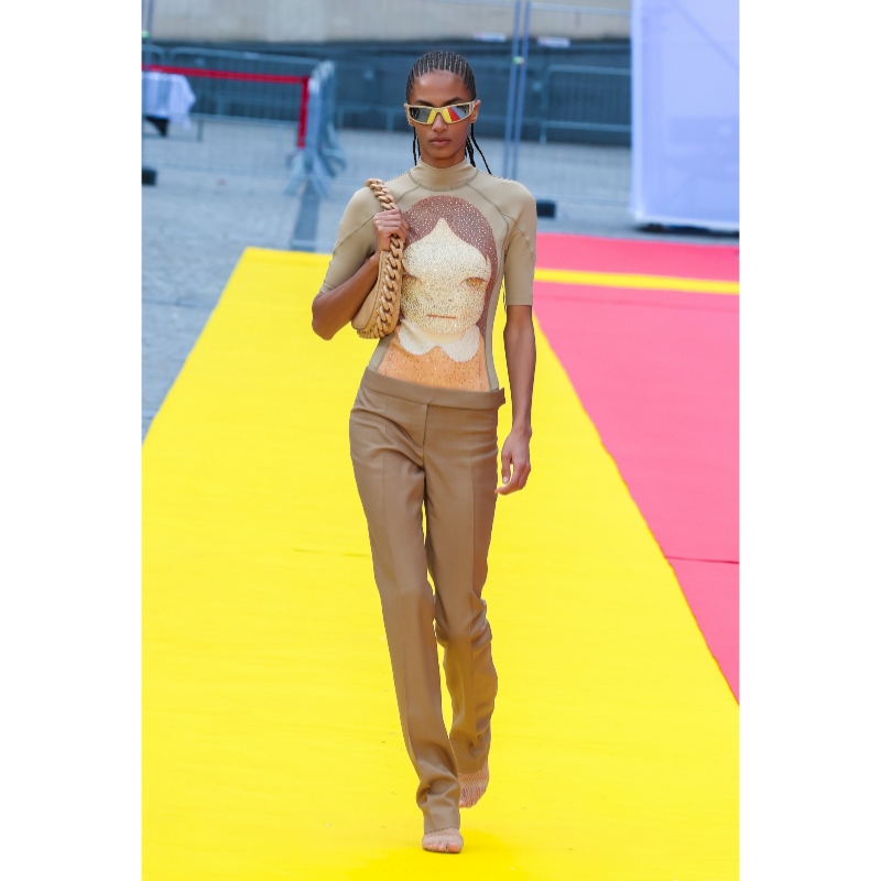 Stella McCartney/yoshitomonara/capsule collection/rebellious Spirit/cartoon รูปภาพข้ามพรมแดน