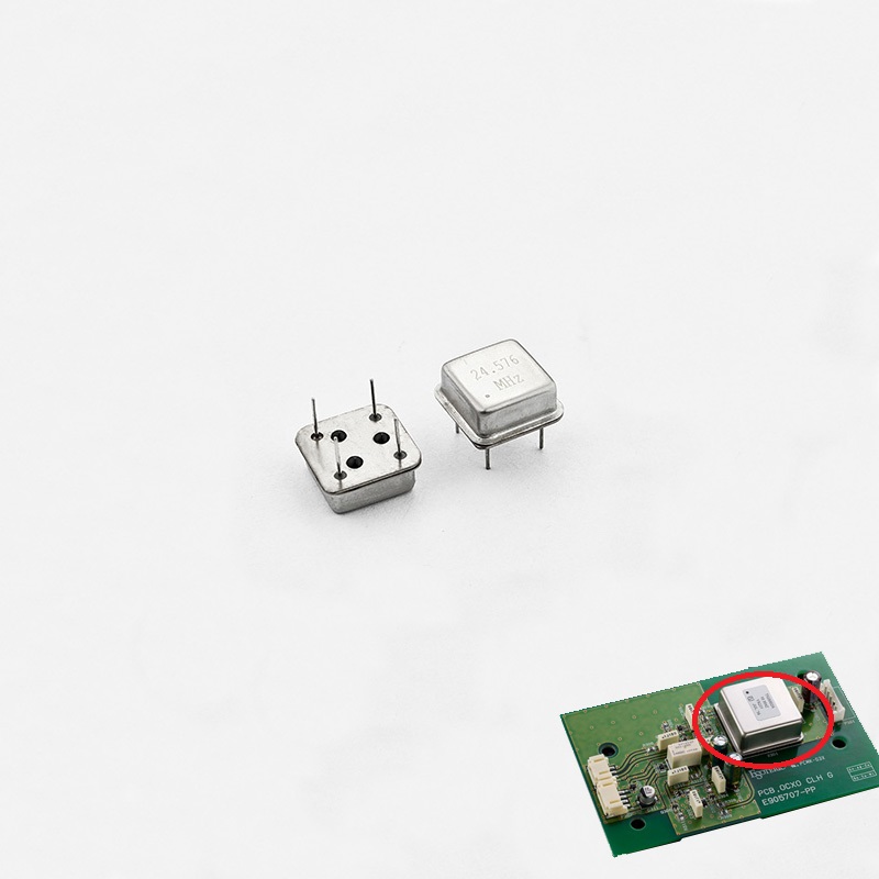 นาฬิกามาตรฐาน Oscillator 12x12mm