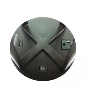 แสงสีบรอนซ์สีบรอนซ์สีเข้มพร้อมสวิตช์โยก/off ทางออกที่สะดวกและพอร์ตชาร์จ USB ที่ห้องพักของโรงแรม