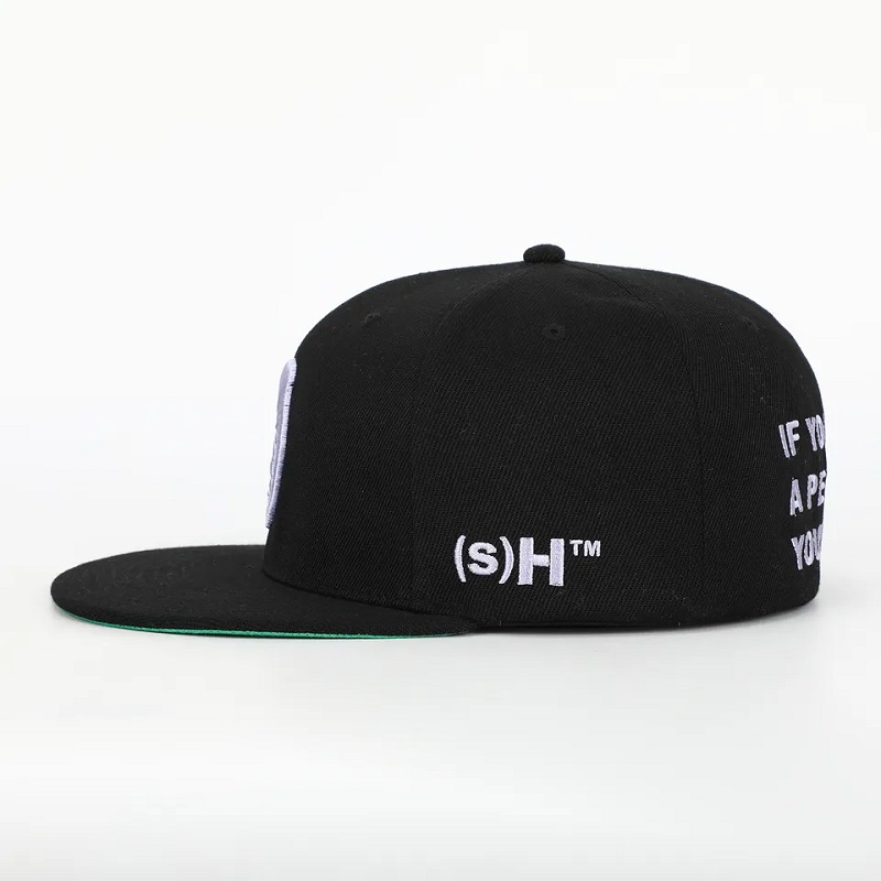 Custom 6 Panel Black Acrylic ปิดด้านหลัง Flex Fit Gorras หมวกติดตั้งหมวกปัก 3D โลโก้สีเขียว underbrim hip hop snapback หมวก