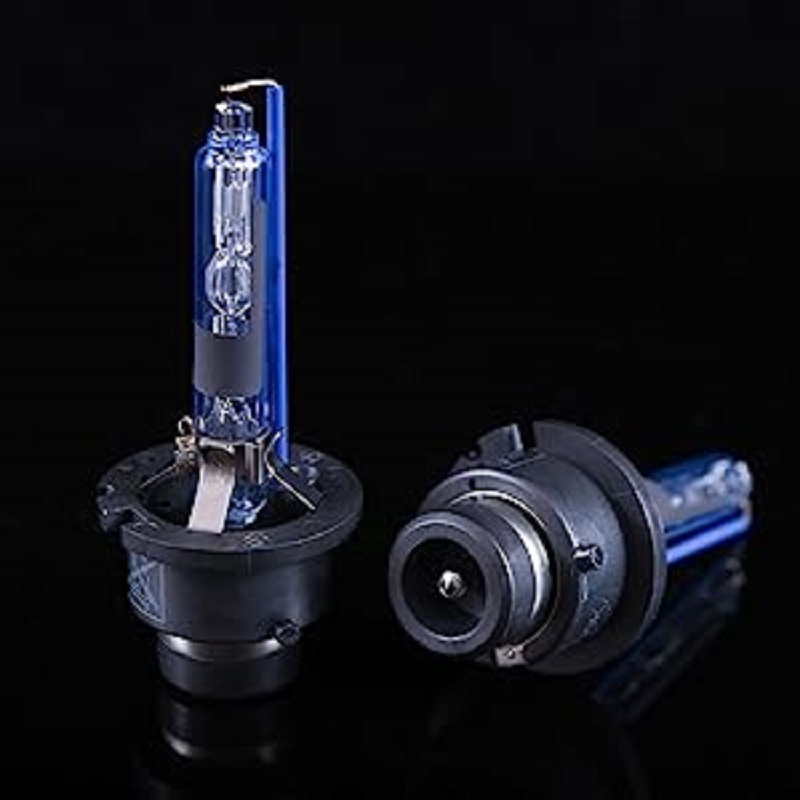 การเพิ่มความปลอดภัยทางถนน: ความสำคัญของไฟหน้ารถยนต์ที่มีความส่องสว่างสูงขึ้น