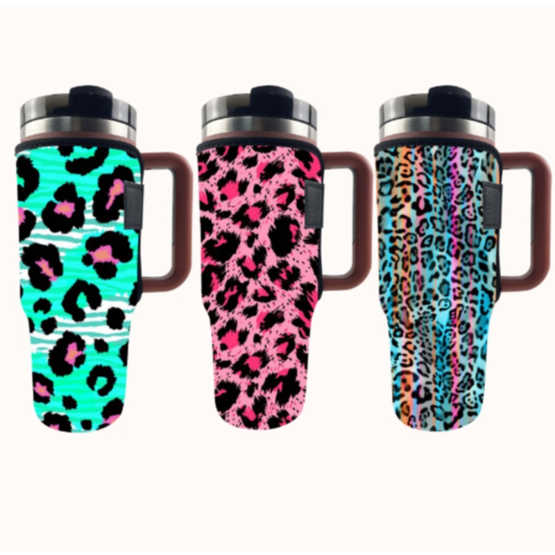 การระเหิดที่กำหนดเองพิมพ์ Leopard Cow Print Neoprene Tumbler ที่วางไว้สำหรับถ้วย 40 ออนซ์