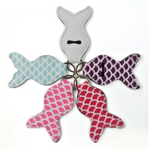 การระเหิดที่กำหนดเองที่กำหนดเอง Lip Balm Neoprene Chapstick Holders Keychain