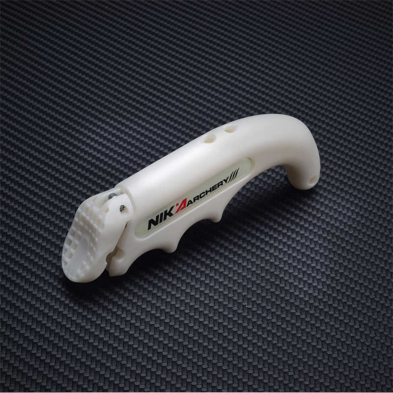 เกราะนิ้วหัวแม่มือใหม่สำหรับนักธนูธนูแบบดั้งเดิม