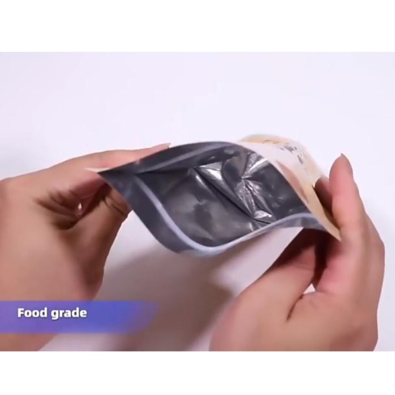 กระเป๋าบรรจุอาหารที่พิมพ์เองถุงกระดาษ ziplock Kraft ยืนขึ้นกระเป๋าพร้อมซิปและหน้าต่าง