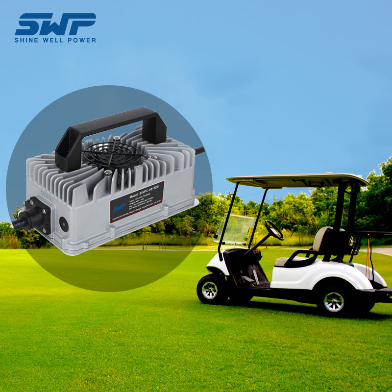 เครื่องชาร์จอัจฉริยะที่มีการรับรอง FCC และช่วงแรงดันไฟฟ้าอินพุต 100-240V แบตเตอรี่แบตเตอรี่ RV ลิเธียม RV ลิเธียม