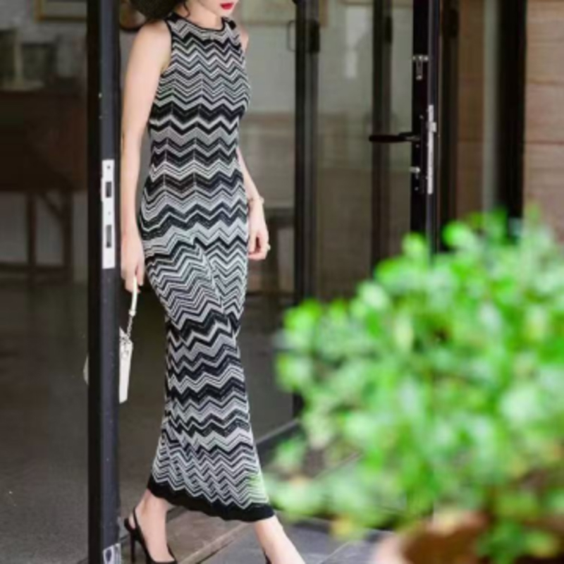เสื้อยืดแขนยาวของเสื้อคอแขนยาว-ชุดเดรสถักถักยาวคอแขนยาว