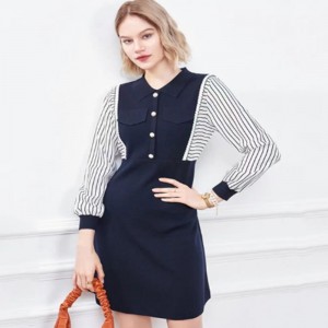 ต้นฤดูใบไม้ร่วงตัวเล็กคอปกถักครึ่งคาร์ดิแกน