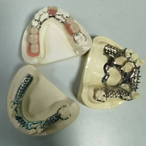 สิ่งที่แนบมาอย่างแม่นยำ