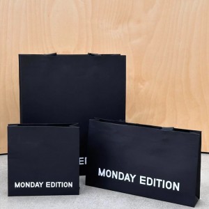 กระเป๋าพกนัวร์ Luxe