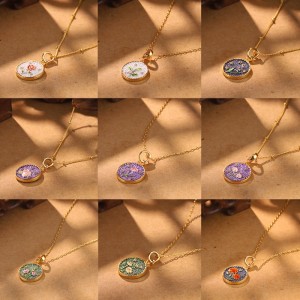 ชุดเครื่องประดับดอกไม้โลหะ