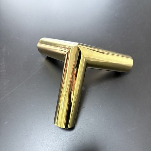 Zotye Stainless Steel Gold Electroplated สามเหลี่ยมสาม-เครื่องประดับขาตั้งกลวงมิติ