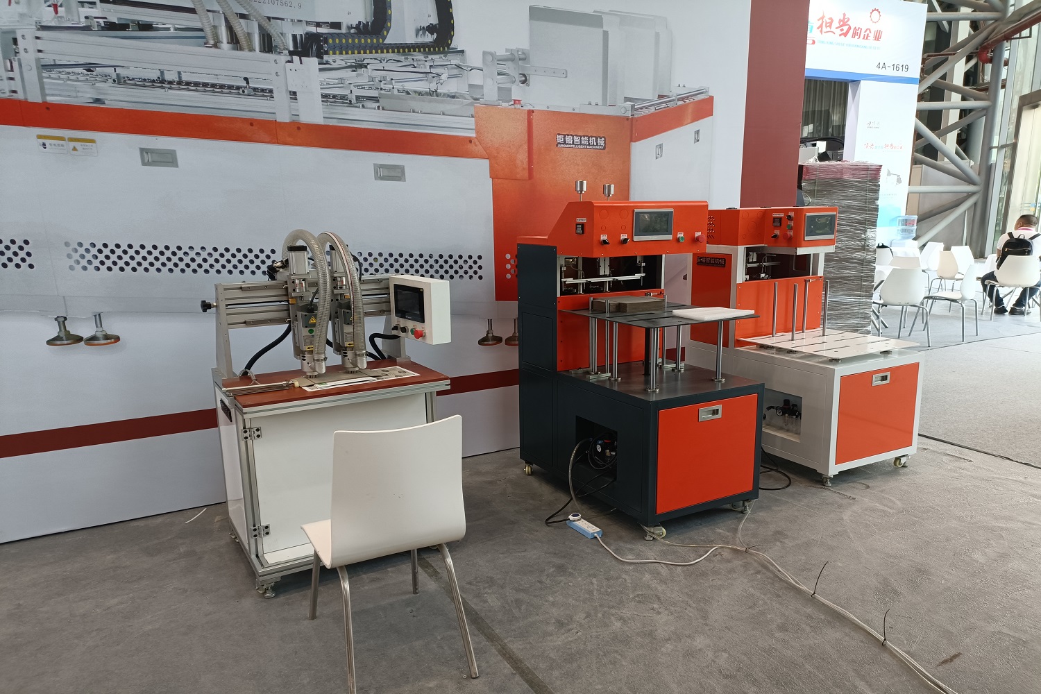 1687336188.jpg fair3.jpg